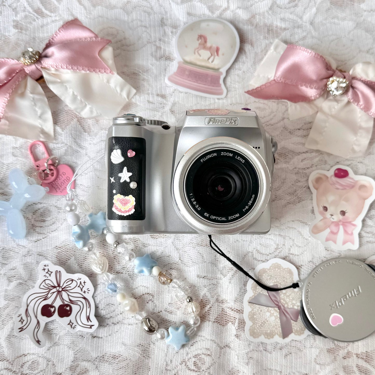 Vintage Fujifilm Finepix S304 ⋆.˚✮🎧✮˚.⋆