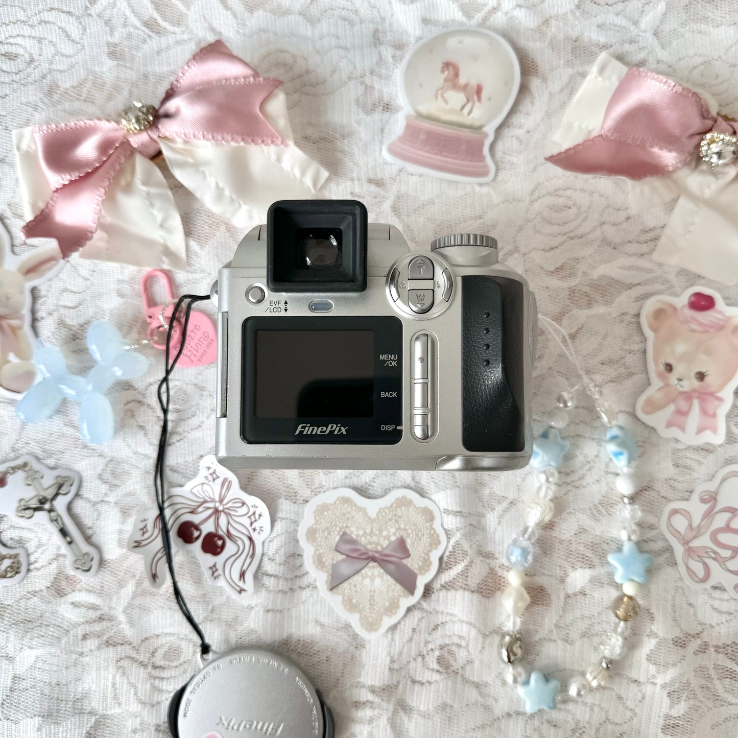 Vintage Fujifilm Finepix S304 ⋆.˚✮🎧✮˚.⋆